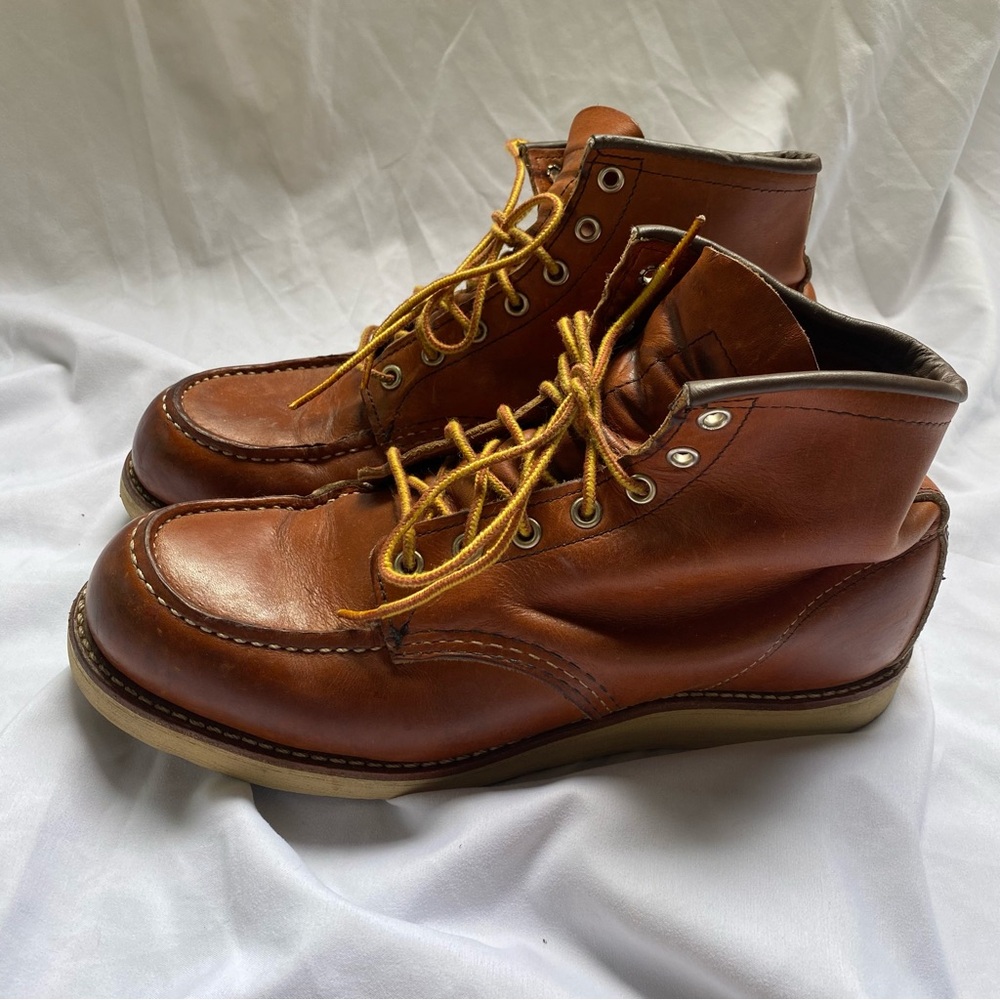Red Wing Shoes Moc Toe 6 Inch Heritage Boots for Men, Size 9.5- Brown